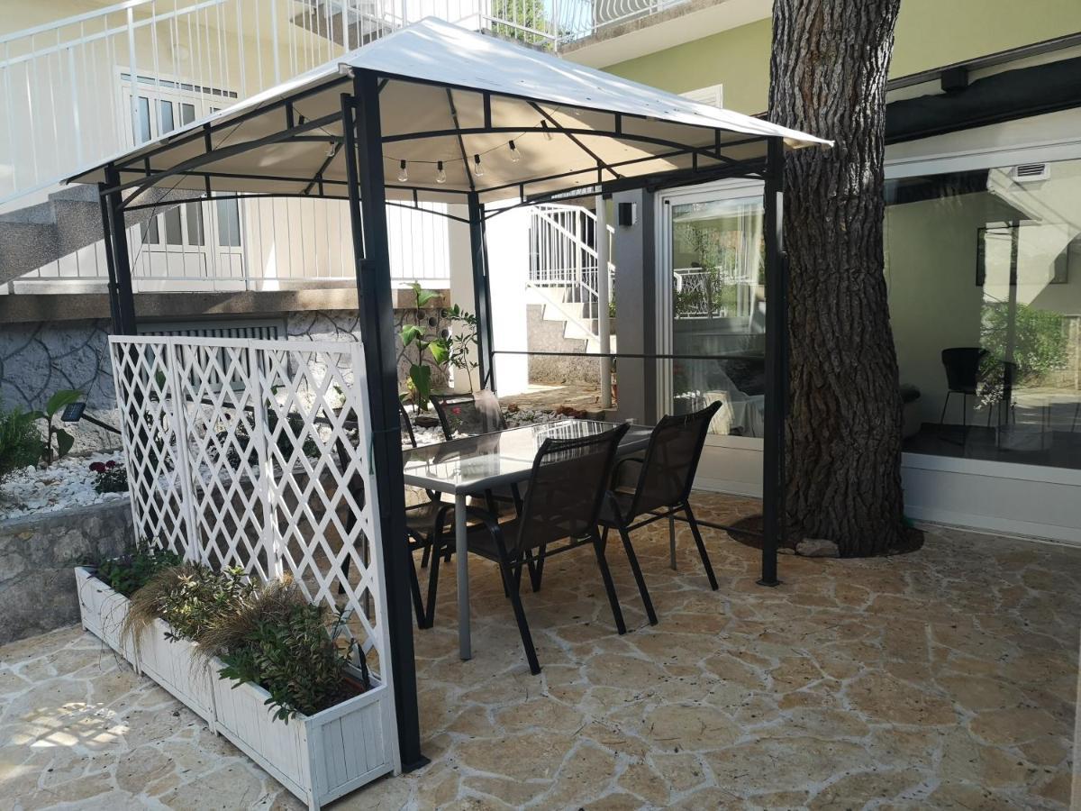 Mala Kuca Ispod Borova Βίλα Primošten Εξωτερικό φωτογραφία