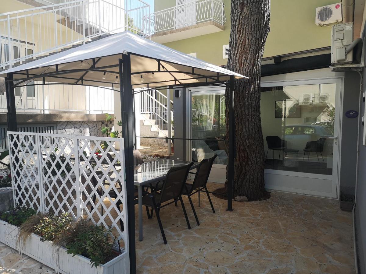 Mala Kuca Ispod Borova Βίλα Primošten Εξωτερικό φωτογραφία